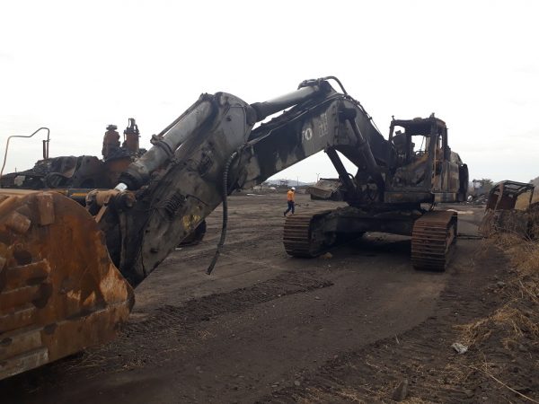 Volvo 480DL Excavator - Image 3