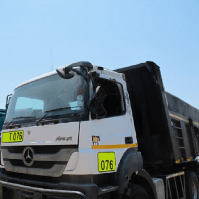 2011 Mercedes-Benz Actros 3335K/36 Tipper