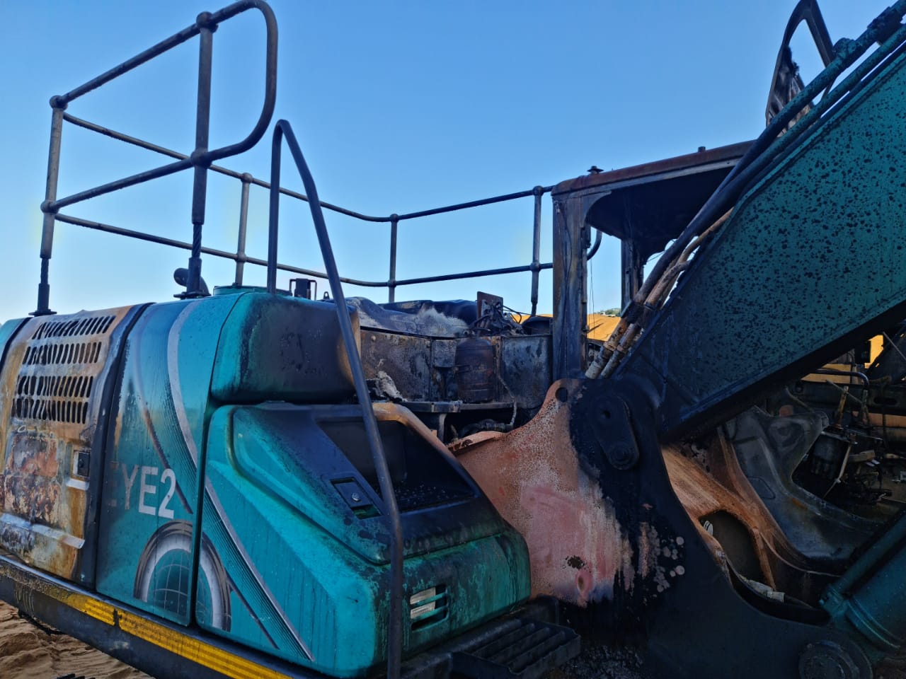Kobelco (Bell) Excavator - Image 2