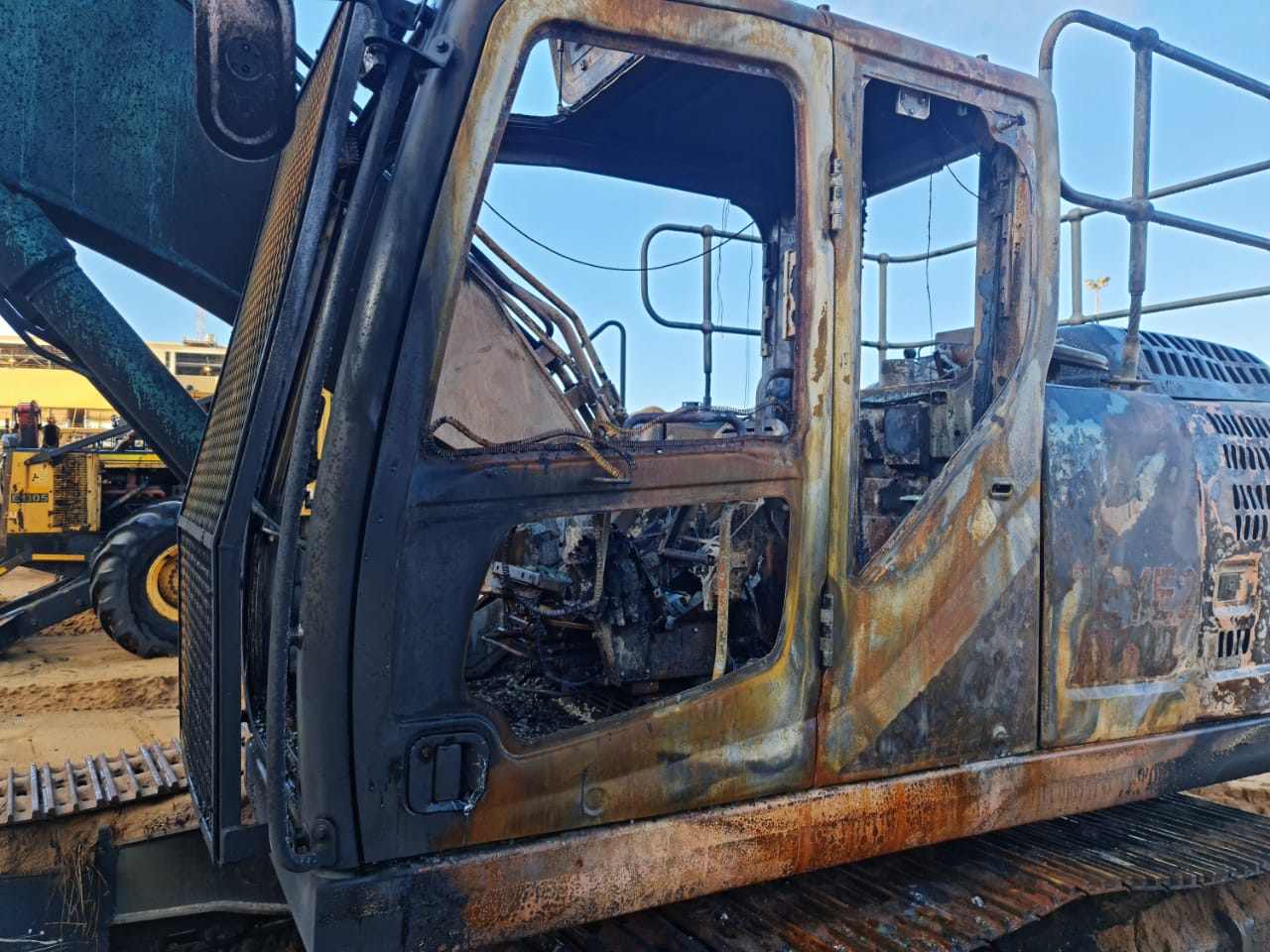 Kobelco (Bell) Excavator - Image 4
