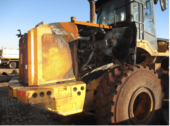 Bell L1806E Front-End Loader - Image 3