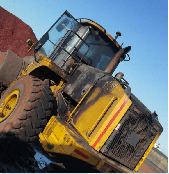 Bell L1806E Front-End Loader - Image 12